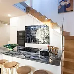 New 3br W Rooftop & Balcony Views By Lovelystay Porto