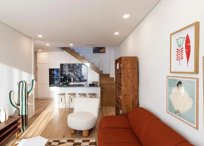 New 3br W Rooftop & Balcony Views By Lovelystay * Porto