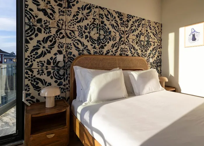 Apartment New 3br W Rooftop & Balcony Views By Lovelystay Porto